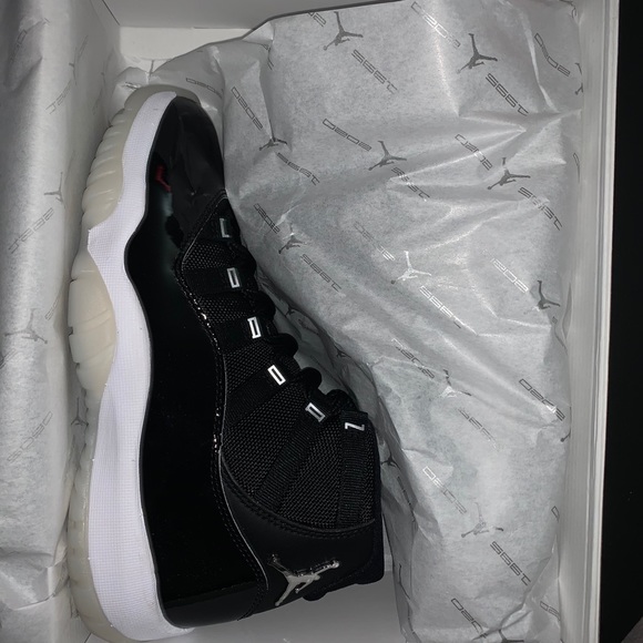SOLD!!!!Women’s Retro 11s - Picture 2 of 7